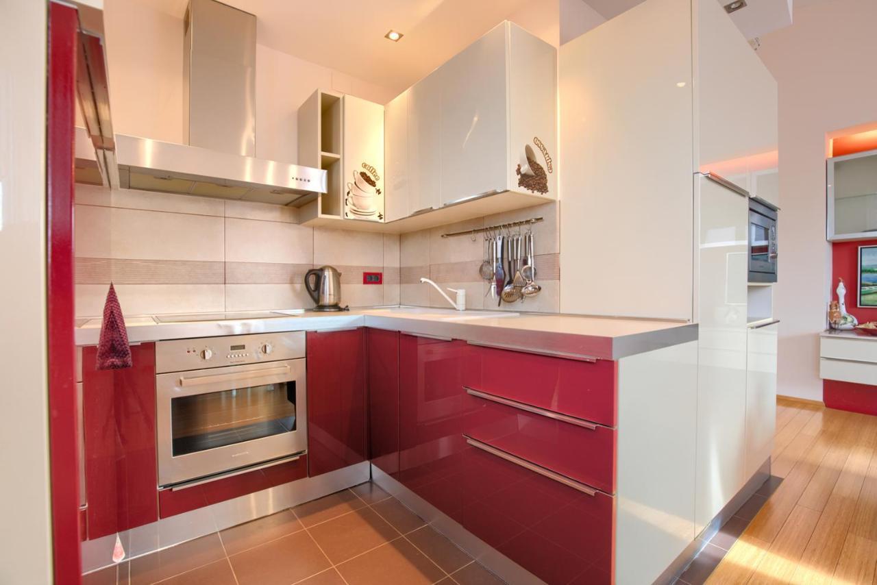 Tomisha Apartment Пиешчана Увала Екстериор снимка